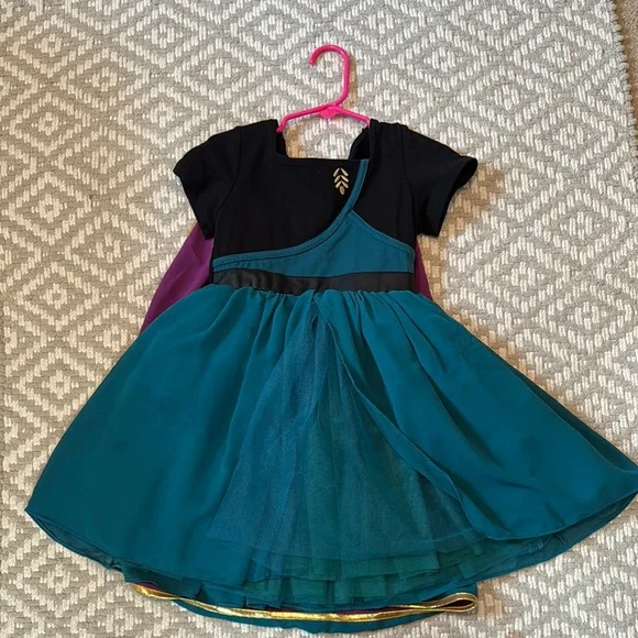 Taylor Joelle teal dress w/ cape - Picture 3 of 11